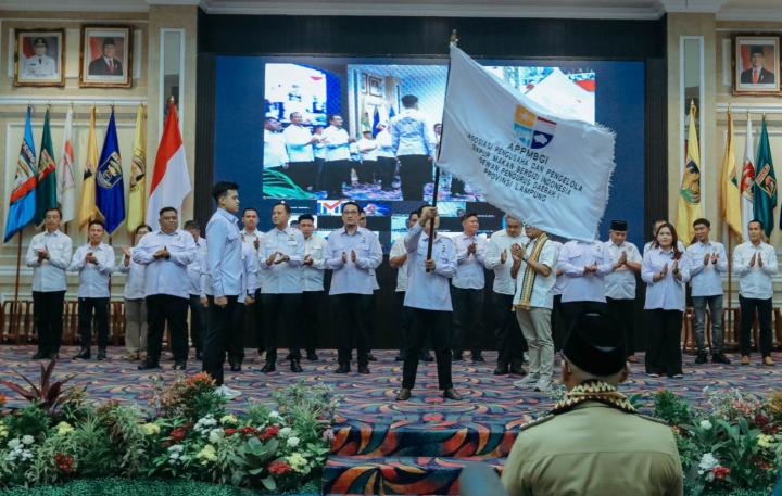 Pengurus APPMBGI Lampung Dikukuhkan, Gubernur Tekankan Kualitas dan Transparansi MBG
