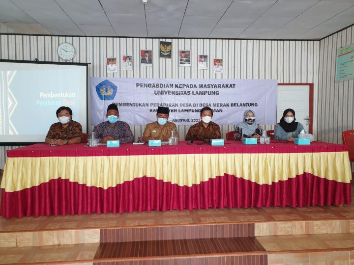 Tim Hukum Tata Negara Unila Bantu Masyarakat Bentuk Peraturan Desa