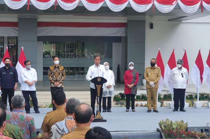Presiden Jokowi Minta Masyarakat Tidak Berobat Keluar Negeri
