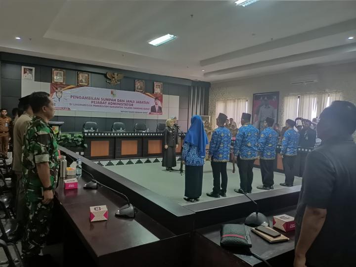 5 Pejabat Administrator di Lantik