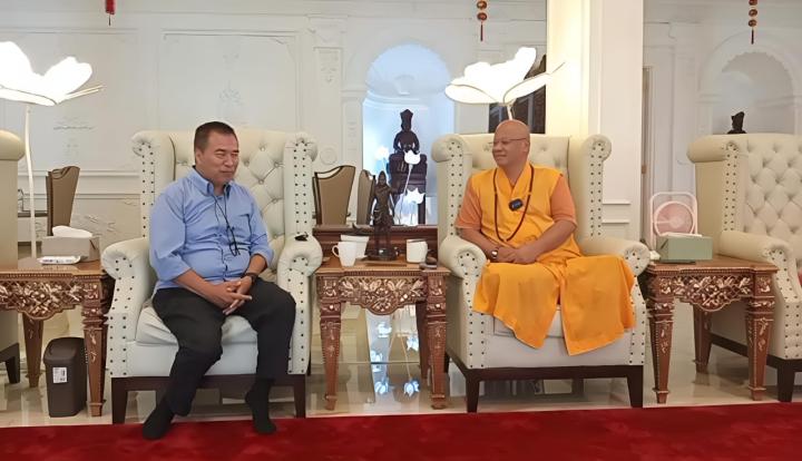 Donny Irawan S.E Silaturahmi Dengan Tokoh Agama Sekaligus Masyarakat Lampung yaitu Suhu Dharmarakkhita Stavira (Suhu Xue Chen)Â 