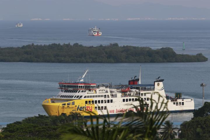 Arus Mudik Lebaran, ASDP Diskon 36% Tarif Kendaraan Penumpang pada Layanan Express Merak - Bakauheni