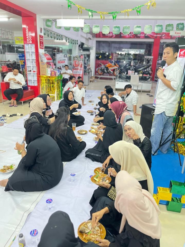 Astra Motor Natar Gelar Buka Puasa Bersama 