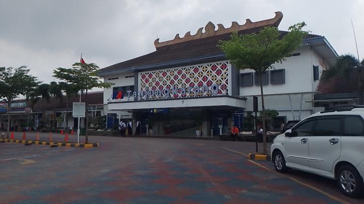 Imbas Kejadian di Lampung Tengah, Stasiun Tanjungkarang Batalkan Keberangkatan Kereta ApiÂ 