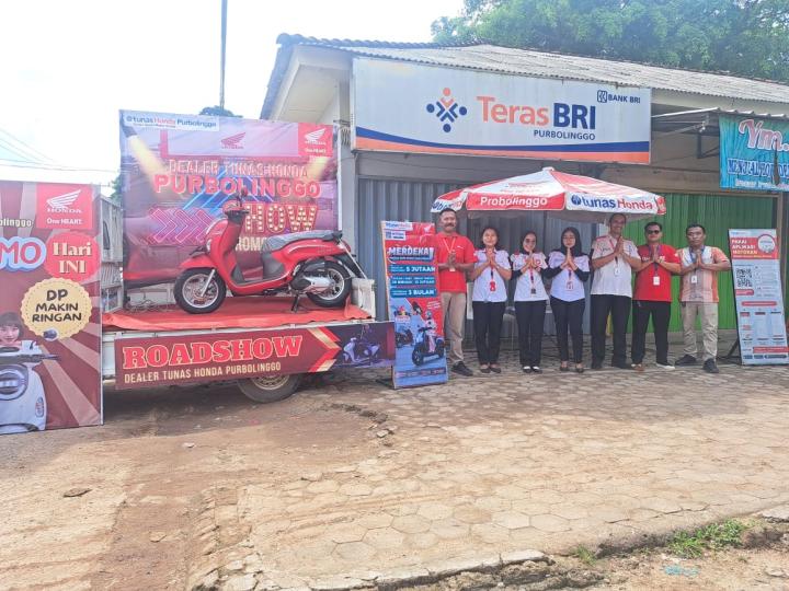 TDM Purbolinggo Showroom Event Semarak HUT RI ke-80 Bersama Seluruh Tim Dealer
