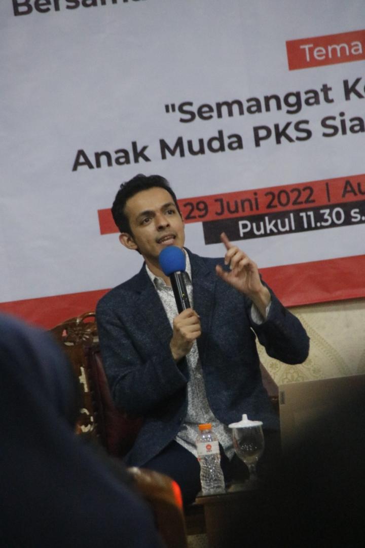dr. Gamal Ajak Kaum Muda PKS Melakukan Politik Pemberdayaan