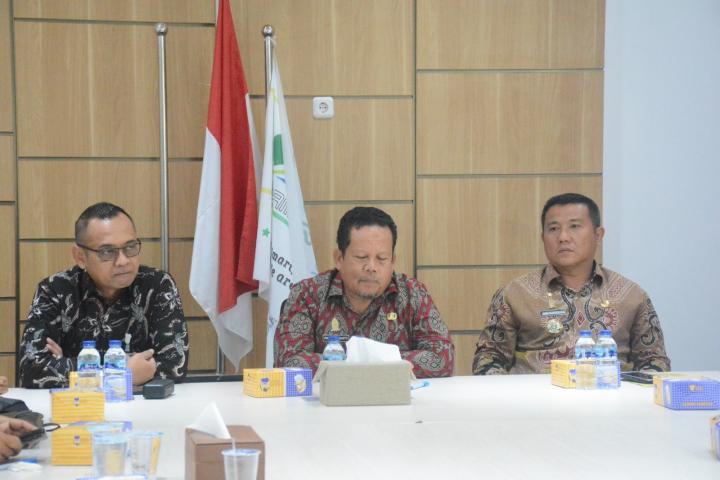 Monev Dengan Pemda, BPJS Ketenagakerjaan Lampung Tengah Pastikan Seluruh Badan Adhoc Pilkada Terlindungi 