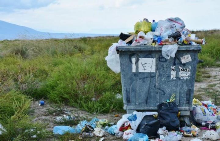 Pemkab Lamsel Tegur  ASDP Soal Sampah dari Pelabuhan Bakauheni Timbulkan Bau Busuk 