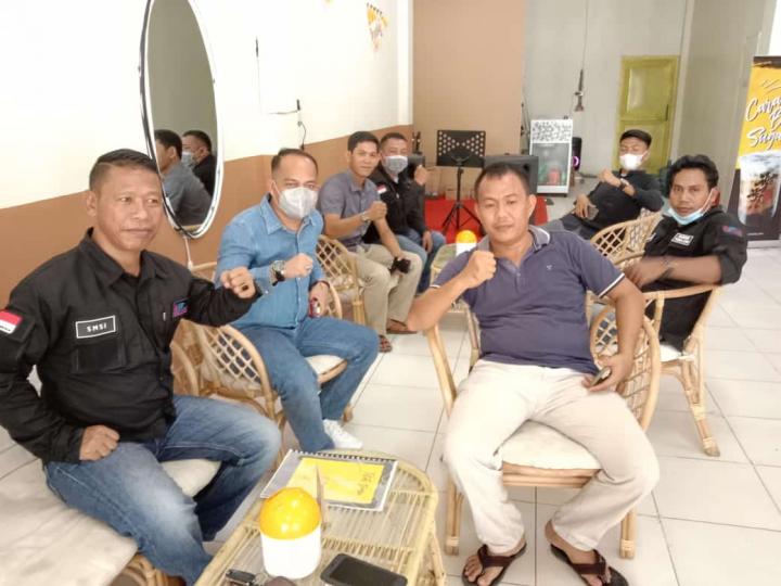  Para Owner Media yang berdomisili dikabupaten Tulangbawang melebur diri dalam wadah Organisasi yang disebut Serikat Media Siber Indonesia (SMSI).