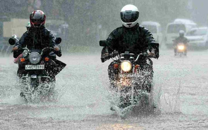 Bagian Bagian Motor Ini Bisa Cepat Rusak, Jika Motor Tak Segera Dicuci Setelah Terkena Hujan 