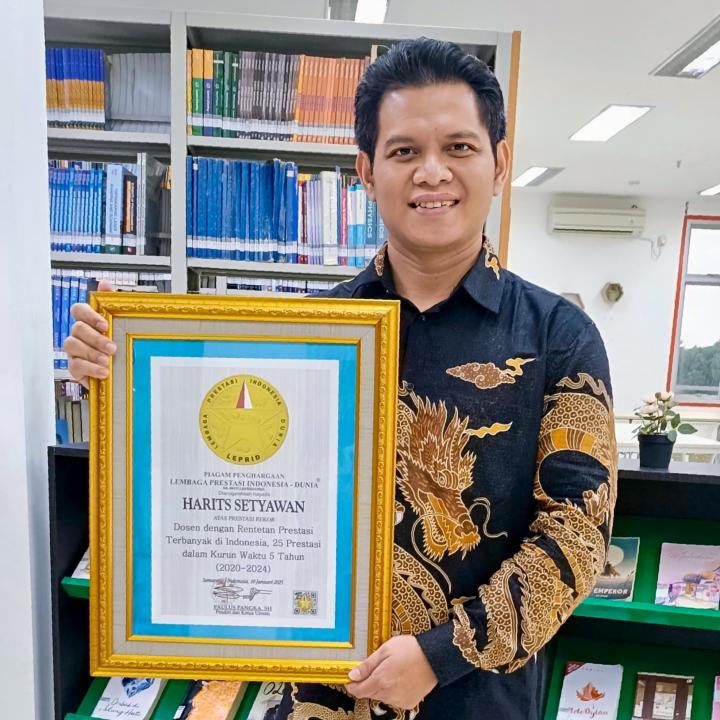 Harits Setyawan, Dosen dengan Rentetan Prestasi Terbanyak di Indonesia