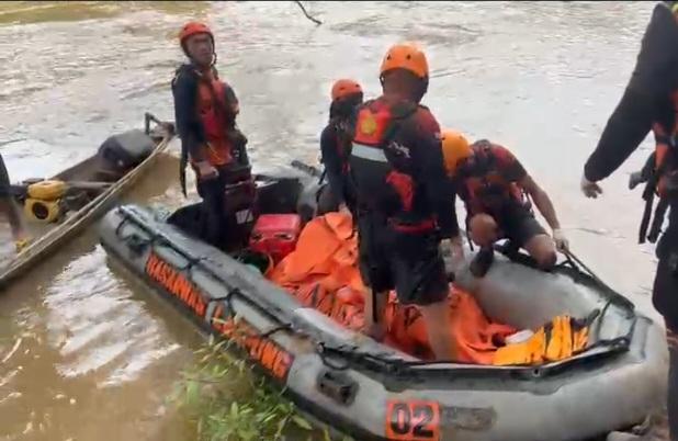 Mencari Ikan Berujung Maut, Dua Pemuda Tenggelam di Way Umpu Ditemukan Meninggal Dunia