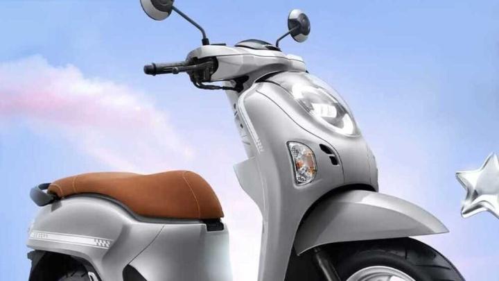 Penjualan Honda Stylo 160 Meningkat di 2026, Skutik Retro Modern Makin Diminati