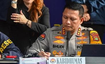 Polda Metro: Tak Terbukti Aniaya Pedagang Es Gabus, Bhabinkamtibmas Tetap Jalani Pembinaan