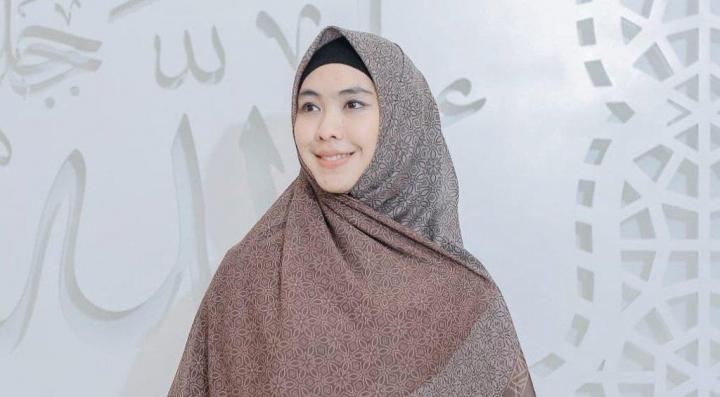 Pesan Ayah Ricis Sebelum Meninggal, Oki Setiana Dewi Bongkar di Hadapan Ricis dan Teuku Ryan
