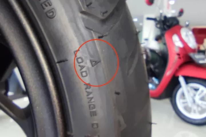 Apa Itu Segitiga TWI Pada Ban Sepeda Motor   