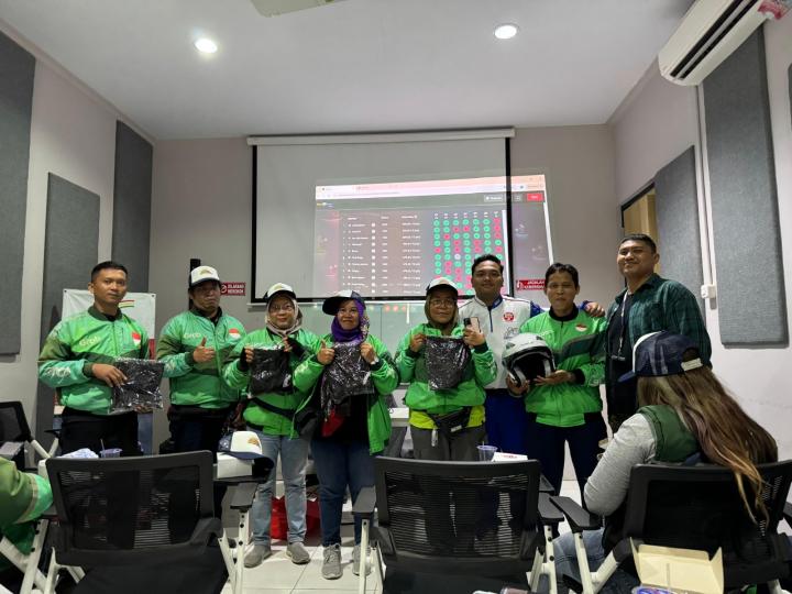 Gelas Edukasi Safety Riding, Aman Berkendara Bersama Grab Driver 