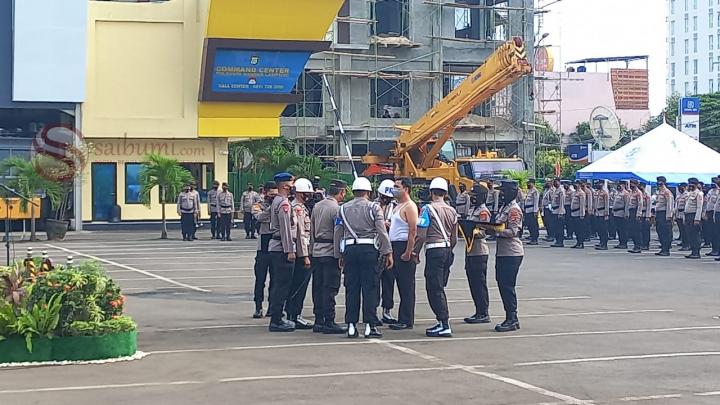 Copot Seragam ! Anggota Polri Bripka Irfan Siap Dapat Sanksi Tegas Kapolda