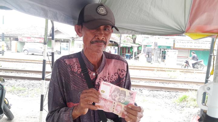 Nasib Pilu Pedagang Kecil, Kakek Penjual Es Dua Kali Jadi Korban Penipuan Uang Palsu di Bandar Lampung