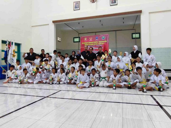 Kejuaraan Shorinji Kempo "Tandoku Ken" Pelajar se-Kota Malang Jaring Generasi Muda Berprestasi 