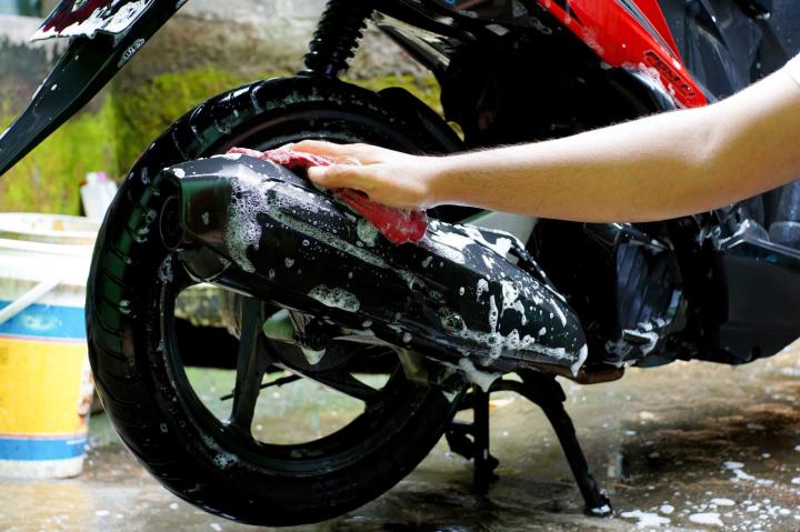 Tips Mencuci Sepeda Motor