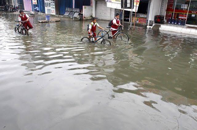 Prakiraan Cuaca Berbasis Dampak Hujan Lebat