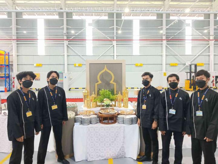 Foodspot Sediakan Kebutuhan Konsumsi DHL Express untuk Buka Puasa Bersama