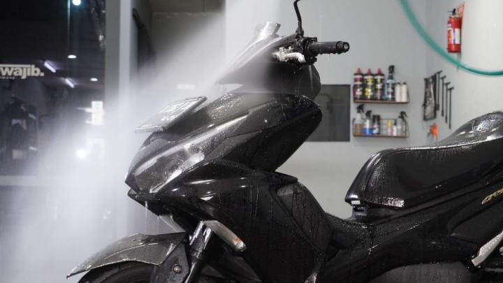 Hal-Hal Yang Perlu Diperhatikan Merawat Motor Di Musim Hujan Agar Tetap Prima