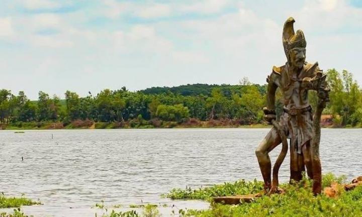 Wisata Danau Tirta Gangga, Bagaikan Pulau Bali Di Lampung