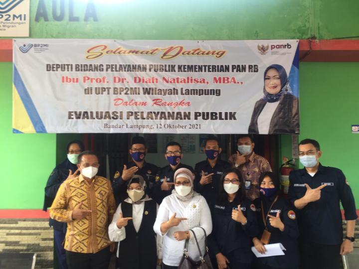 Kunjungi UPT BP2MI Bandarlampung, Deputi Pelayanan Publik Kemenpan RB tekankan Pelayanan yang Prima