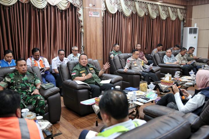 Gubernur Arinal Ikuti Rakor Arus Mudik Lebaran