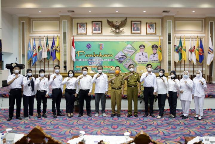 Program Pemagangan Dalam Negeri Tahun 2022 Dibuka, Gubernur Arinal Berharap Dapat Tingkatkan Kompetensi Sesuai Kebutuhan Pasar Kerja