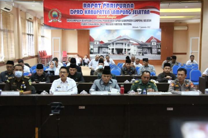 Bupati Lampung Selatan Sampaikan Raperda Perubahan APBD Tahun Anggaran 2022, PAD Bertambah Sebesar Rp.57 Miliar    Â 