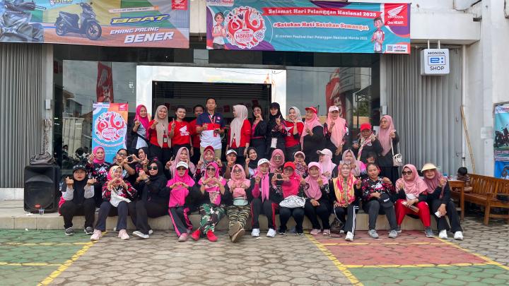 TDM Way Jepara Gelar Senam Sehat Bareng Konsumen dan Warga