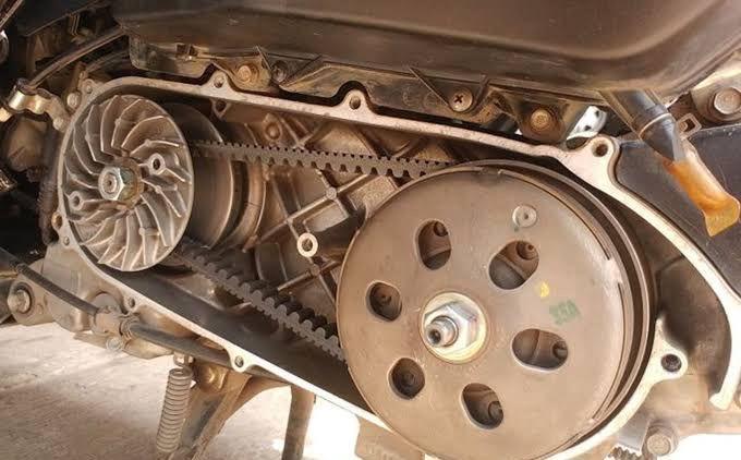 Kata Mekanik Bengkel Resmi Honda AHASS Ini Sumber Suara Kretek di CVT Honda Scoopy   