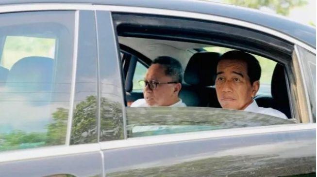 Presiden Jokowi Tolak Tawaran Naik Helikopter, Ingin Rasakan Langsung Jalanan Rusak di LampungÂ 