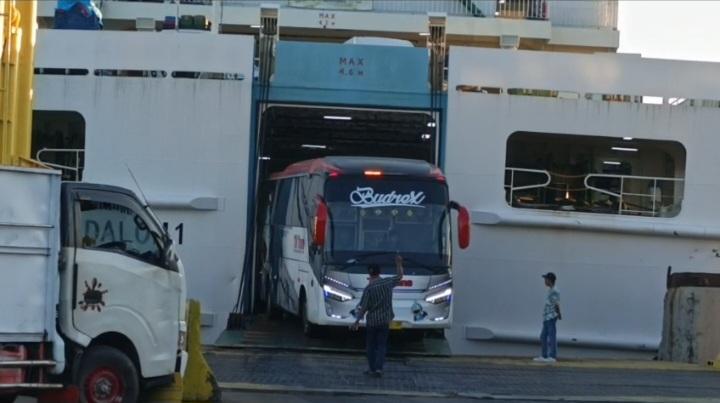 ASDP Catat Penurunan Penumpang di Bakauheni, Kendaraan Logistik Justru Naik