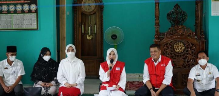 Program Siger Berbagi PMI Provinsi Lampung, Berikan Bantuan 100 Paket Berbuka Puasa Untuk Masyarakat Desa Kedaton