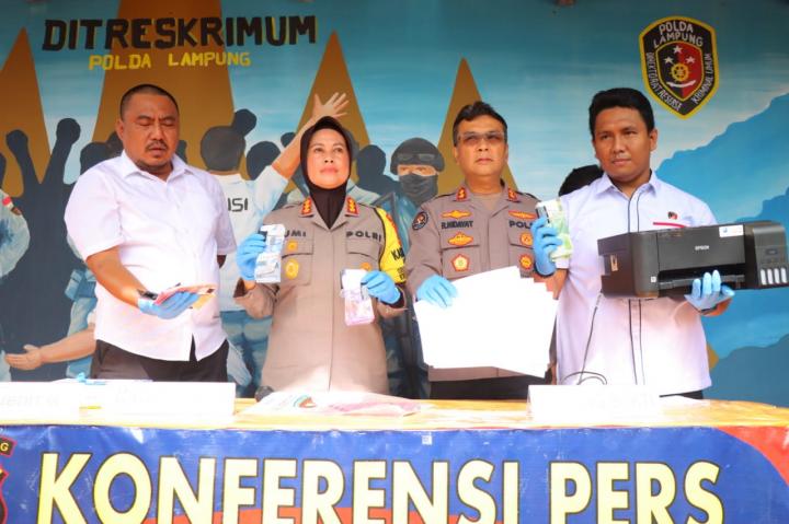 Ditreskrimum Polda Lampung Ungkap Peredaran Uang Palsu, Tersangka Terancam Hukuman 15 Tahun Penjara