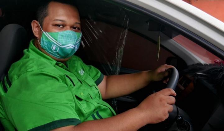 Satya, Sopir Taksi Online Berjiwa Besar yang Sempat Hendak Dibayar Dengan Gula