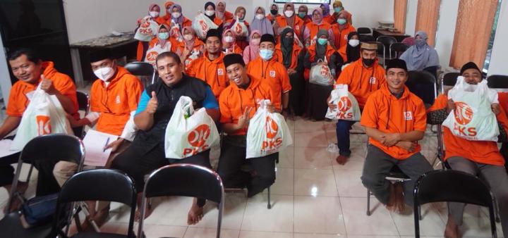 Suhada Siagakan Relawan PKS Selama Ramadan