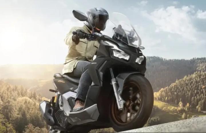 Eksplorasi Tanpa Batas! Ini Deretan Fitur Unggulan Honda ADV 160