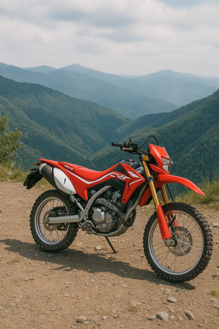 Teknik Aman dan Nyaman Naik Motor Trail: Biar Seru Tapi Tetap Selamat