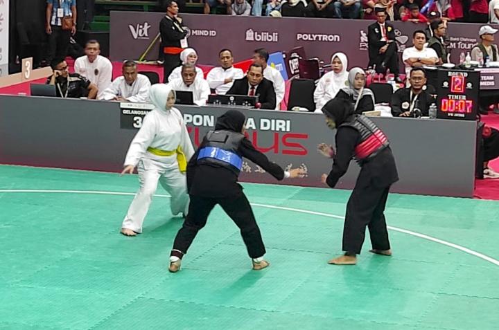 Baskoro Amankan Final Sambo, Dua Atlet Putri Lampung Melaju ke Semifinal