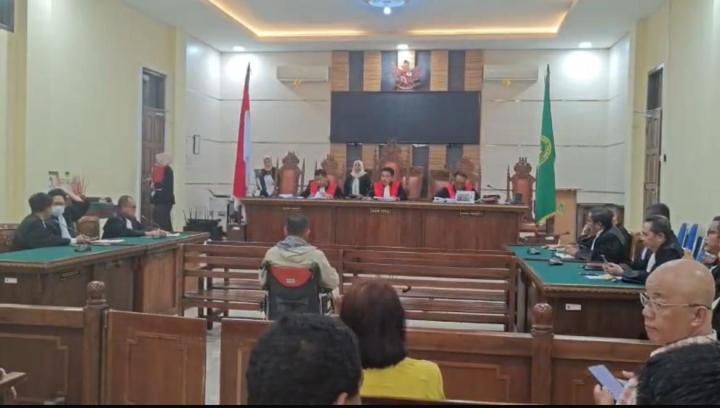 Dissenting Opinion Majelis Hakim Warnai Vonis 3 Tahun Thio Stefanus Sulistio