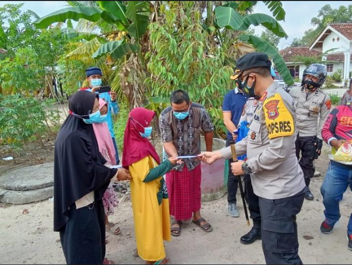 Polres Tubaba Bersama Komunitas GANAS Tubaba Salurkan Bantuan Sosial Kepada Masyarakat