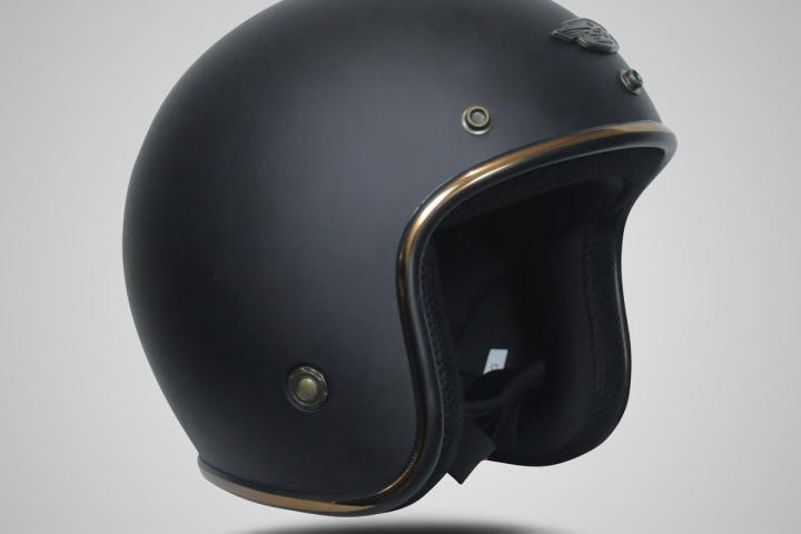 Hati-Hati! Helm Replika Bikin Celaka