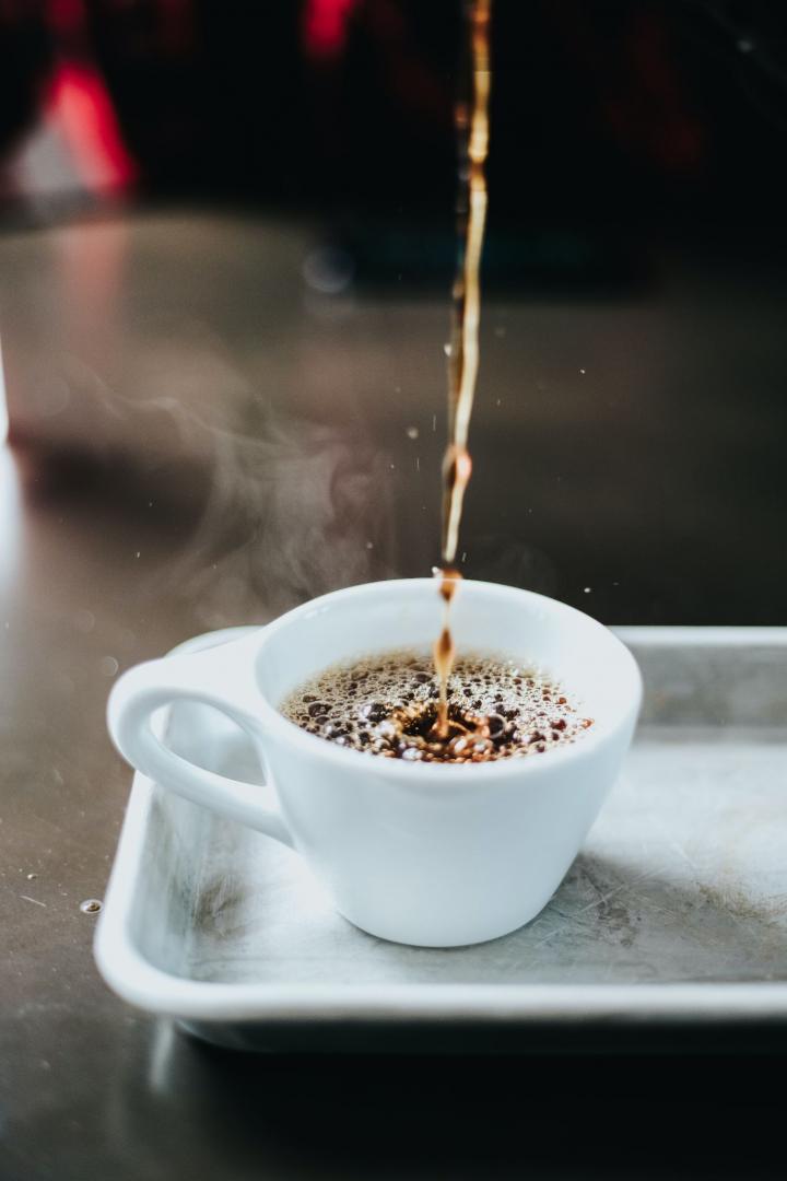 Minum Kopi Sesudah Minum Obat? Awas, Bahaya!