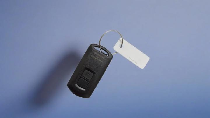 Cara Mengganti Baterai Smart Key