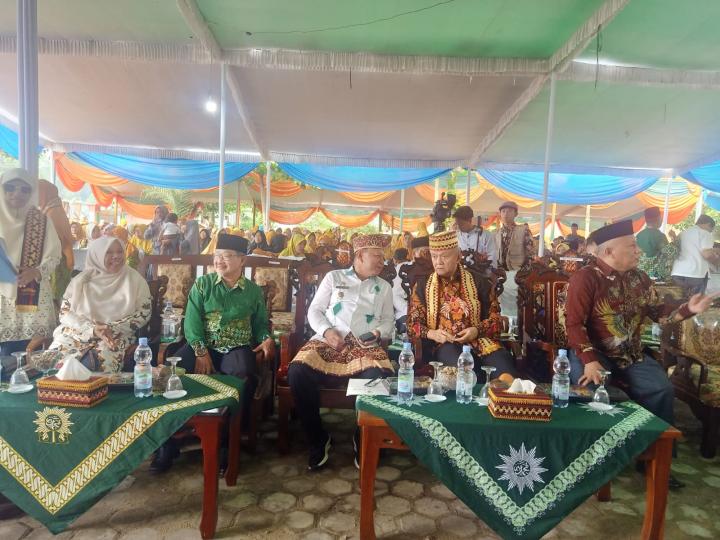Ketua Umum PP Muhammadiyah Dr. Anwar Abas M.M.,M.Ag Hadiri Pengukuhan Pimpinan Daerah Muhammadiyah Asiyah dan Nasiatul Aisyiyah Lampung TimurÂ 